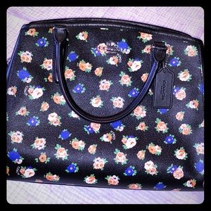 Coach Margot Carryall Bag: Tea Rose Floral